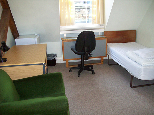 Thompsons Lane Room Example