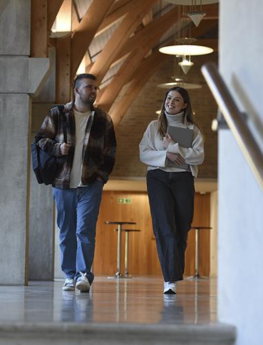 Students walking through Cripps Court