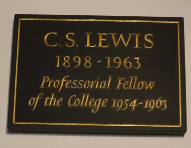 chapel-c.s.-lewis-memorial-1