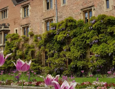 magdalene_matters_issue_49_front_cover_rriver_court