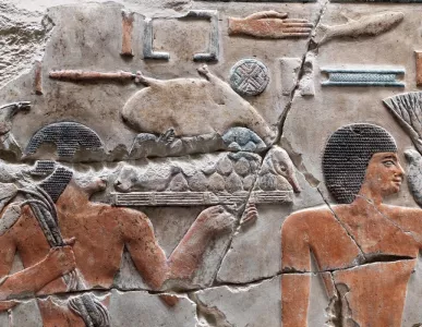 relief_scene_with_egyptian_hieroglyphs_from_senwosret_is_pyramid_temple._met_museum_new_york